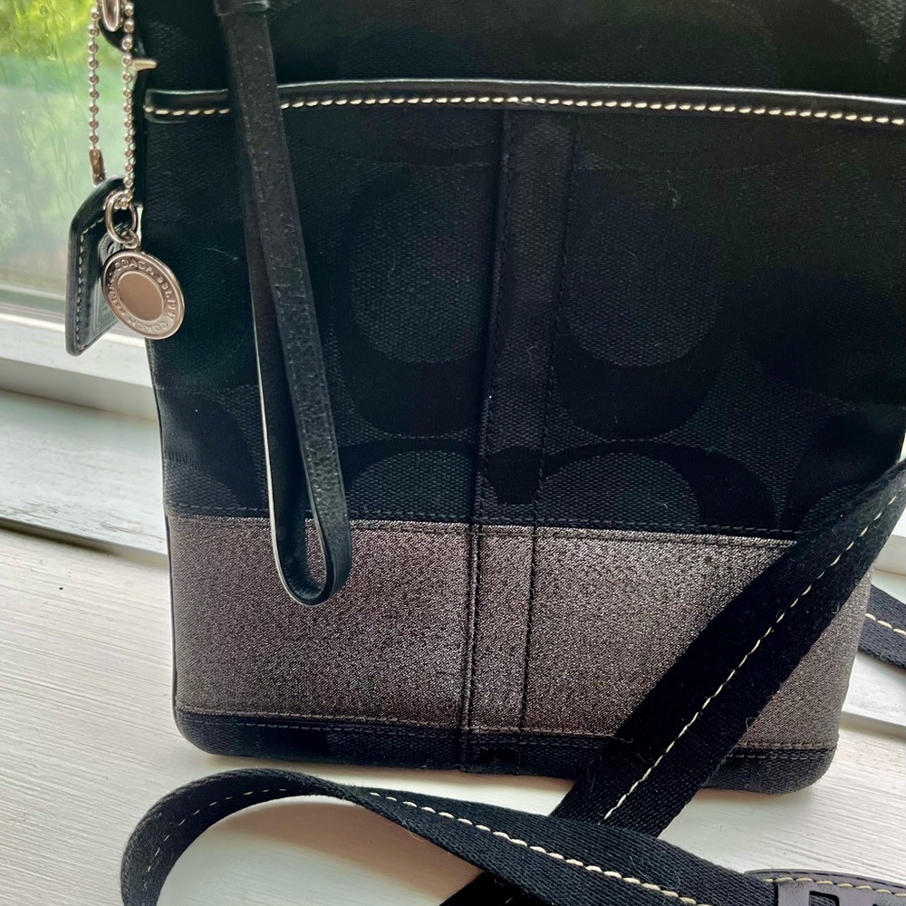 Coach Classic Vintage Crossbody Messenger Bag Black C… Gem